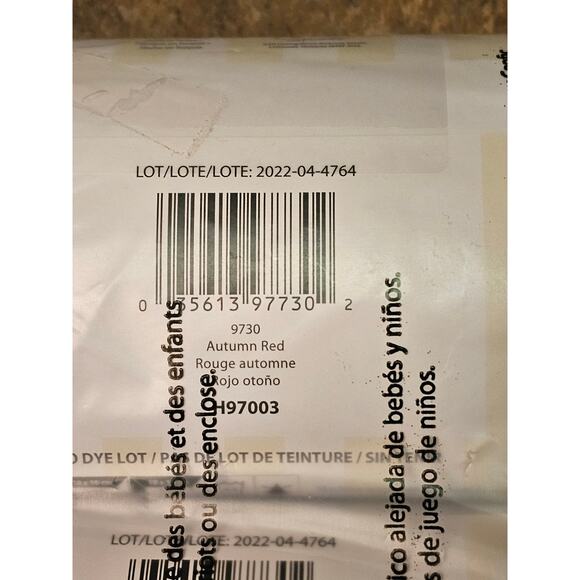 3 Skeins of Caron Simply Soft Autum Red‎ - Picture 3 of 5